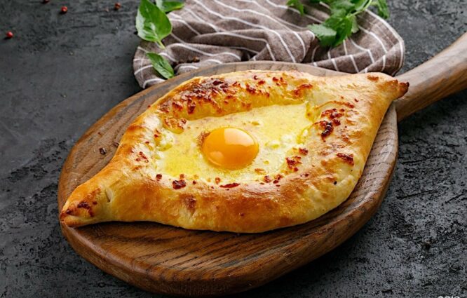 Khachapuri